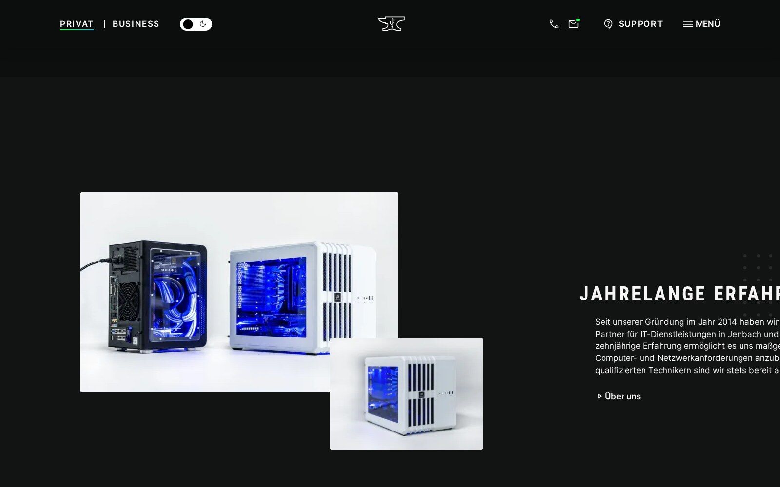 Computerschmiede Jenbach: Gaming-PCs vor dunklem Hintergrund neben dem Abschnitt "Jahrelange Erfahrung"